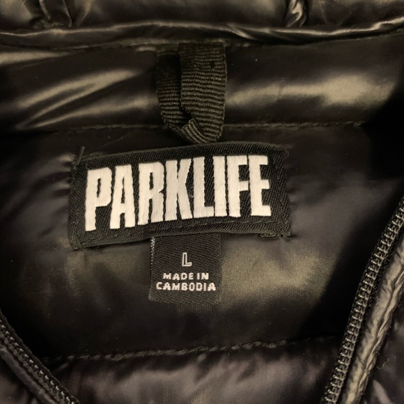 PARKLIFE Aritzia Puffer Jacket - Picture 3 of 3